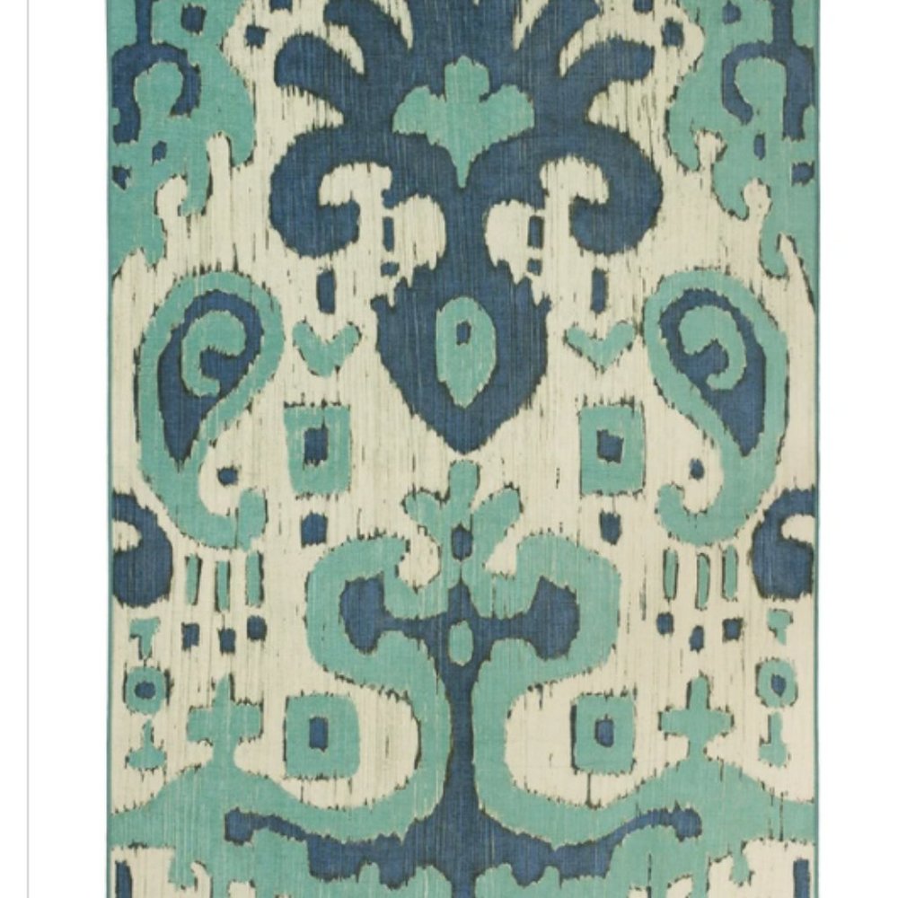 5' by 7' Washable Rug